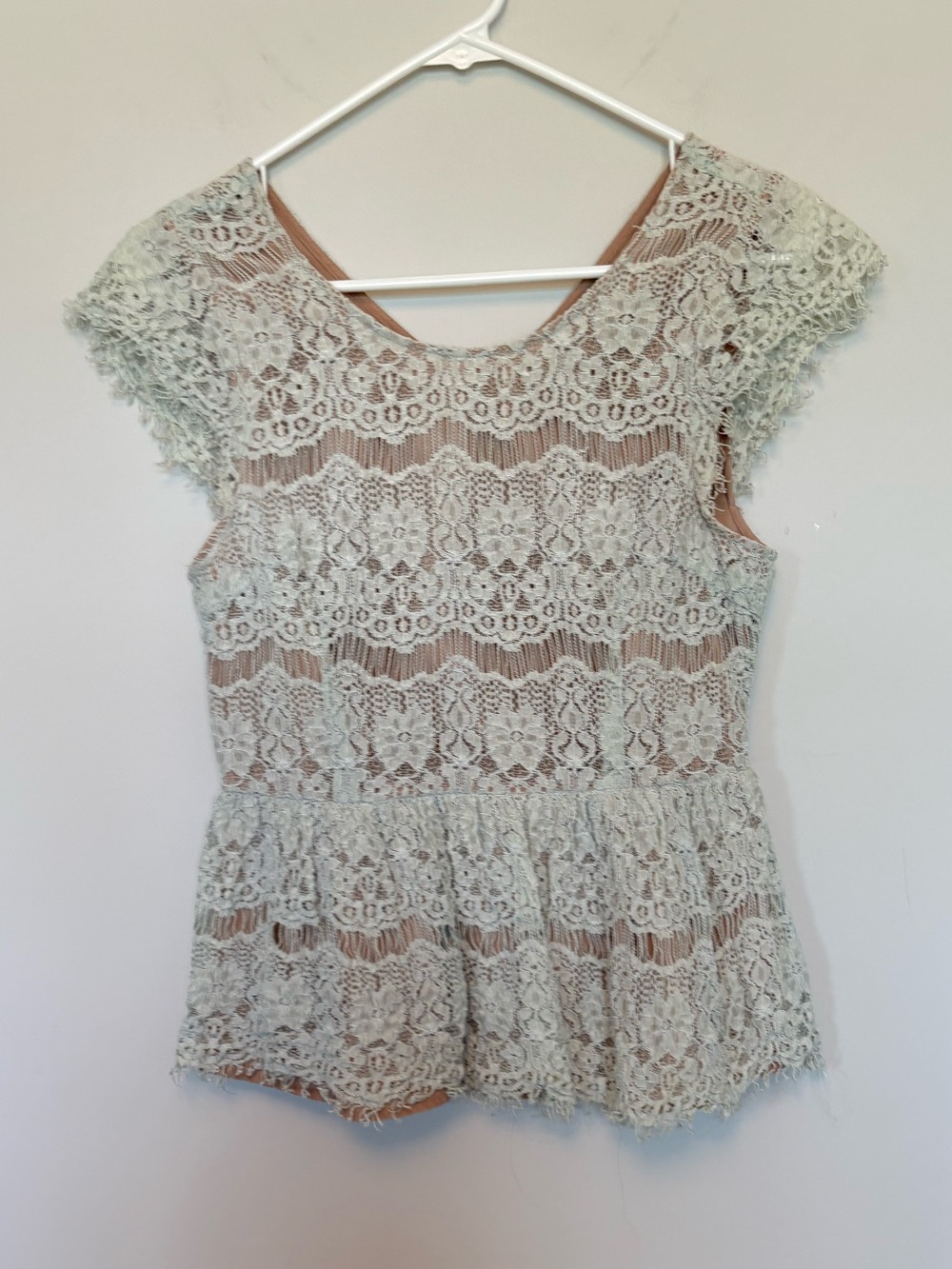 Maeve Anthropologie Sage Green Lace Peplum Cap Sleeve Blouse Top XS